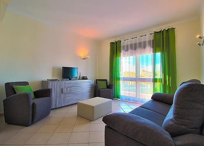 Dinita 阿尔布费拉