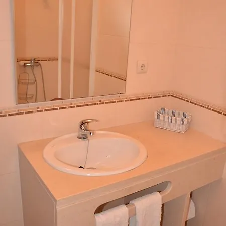 Apartment Dinita *